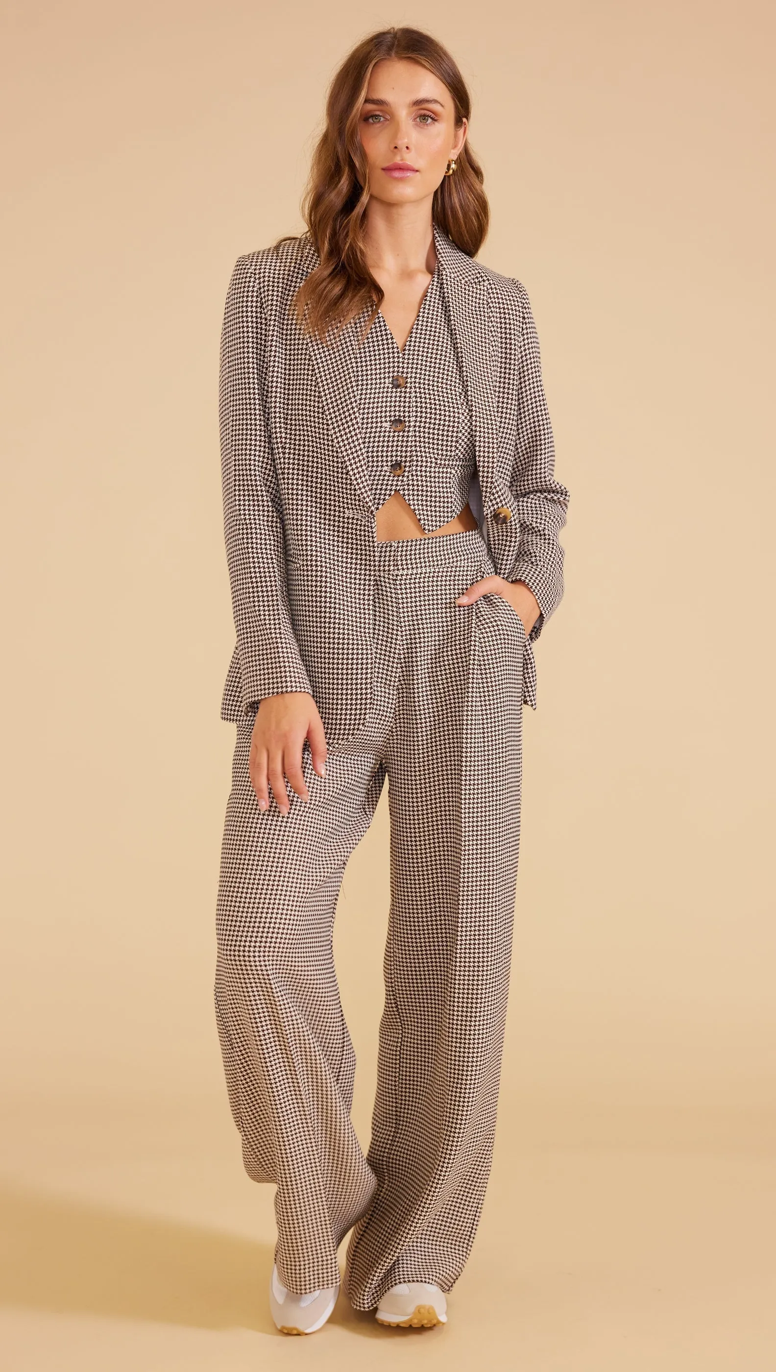 ELENA BLAZER