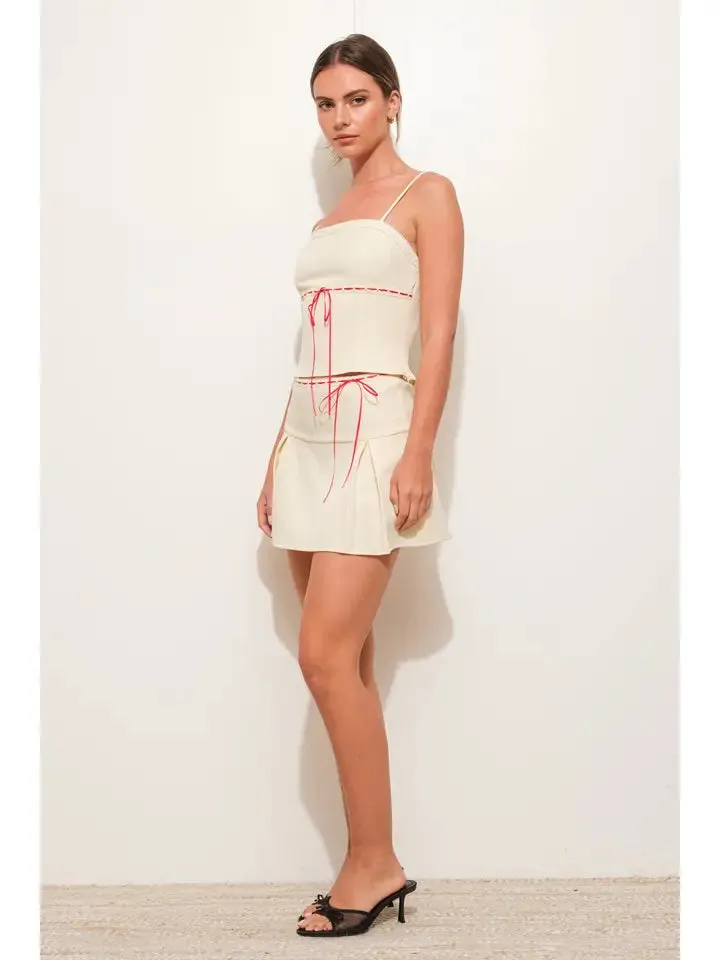 Lace Trim Pleated Mini Skirt
