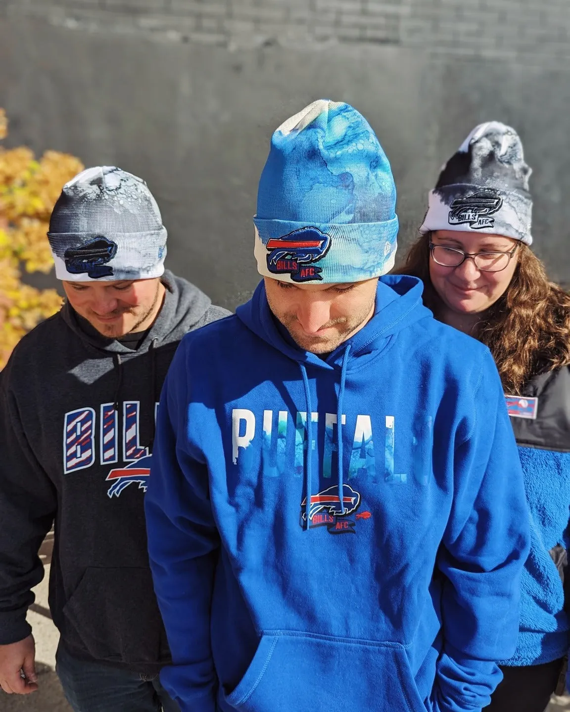 New Era Bills Blue Ink 2022 Sideline Knit Beanie