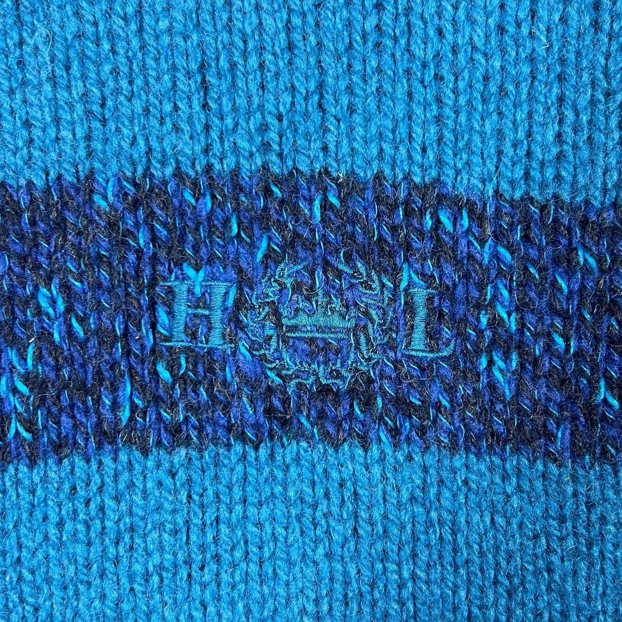 Vintage HENRI LLOYD Embroidered Centre Logo Wool Cotton Blend Roll Neck Knit Jumper