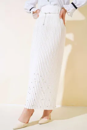 Women's Pearl Belt Pleated Skirt - Ecru