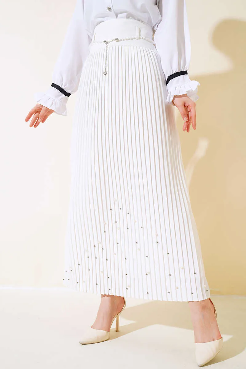 Women's Pearl Belt Pleated Skirt - Ecru
